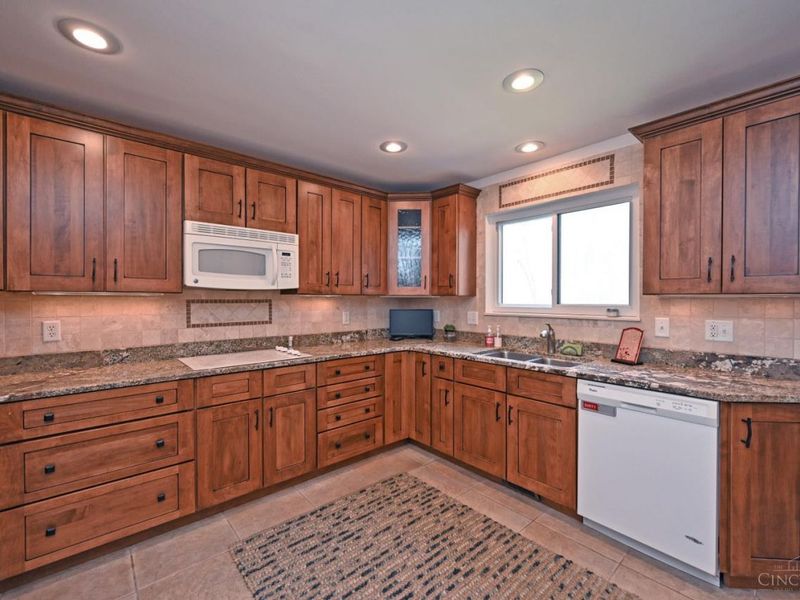 15 Brandywine Drive, Glendale, OH 45246 Photo 23