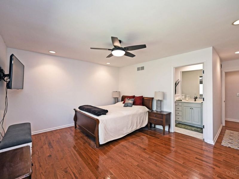 15 Brandywine Drive, Glendale, OH 45246 Photo 8