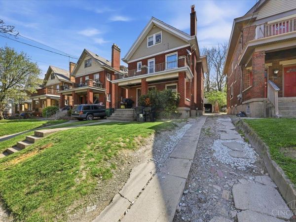 808 Kirbert, Cincinnati, OH 45205