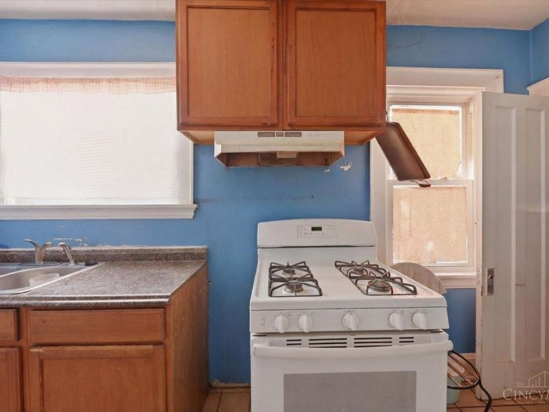 808 Kirbert, Cincinnati, OH 45205 Photo 17