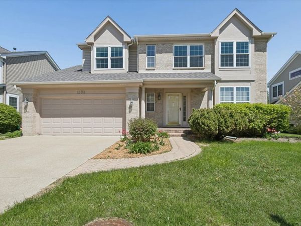 1208 Shetland Drive, Mundelein, IL 60060