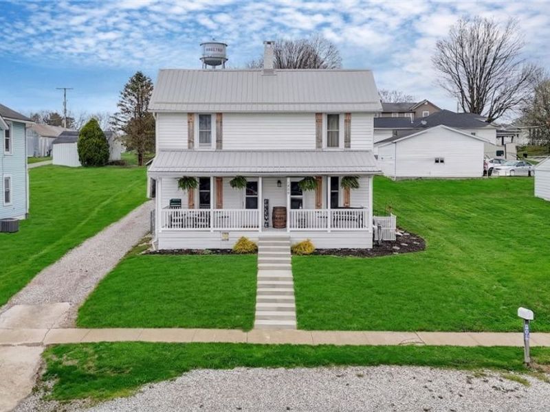 202 N Market Street, Somerset, OH 43783 Photo 2