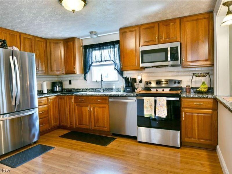 353 Stahl Avenue , Cortland, OH 44410 Photo 12