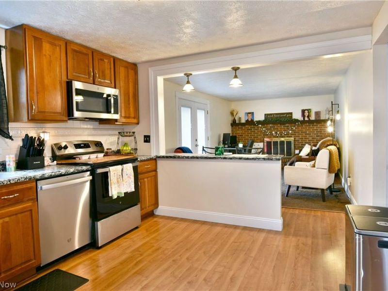 353 Stahl Avenue , Cortland, OH 44410 Photo 13