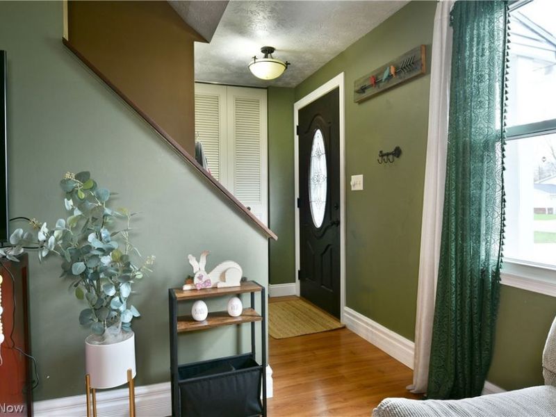 353 Stahl Avenue , Cortland, OH 44410 Photo 4