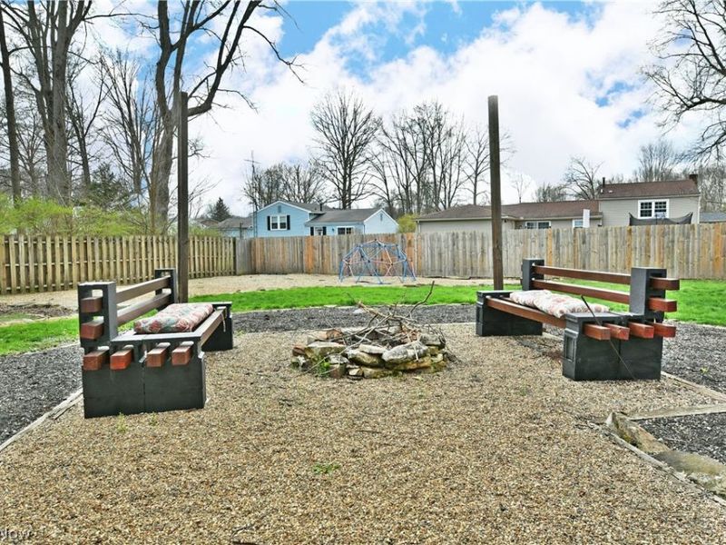 353 Stahl Avenue , Cortland, OH 44410 Photo 49