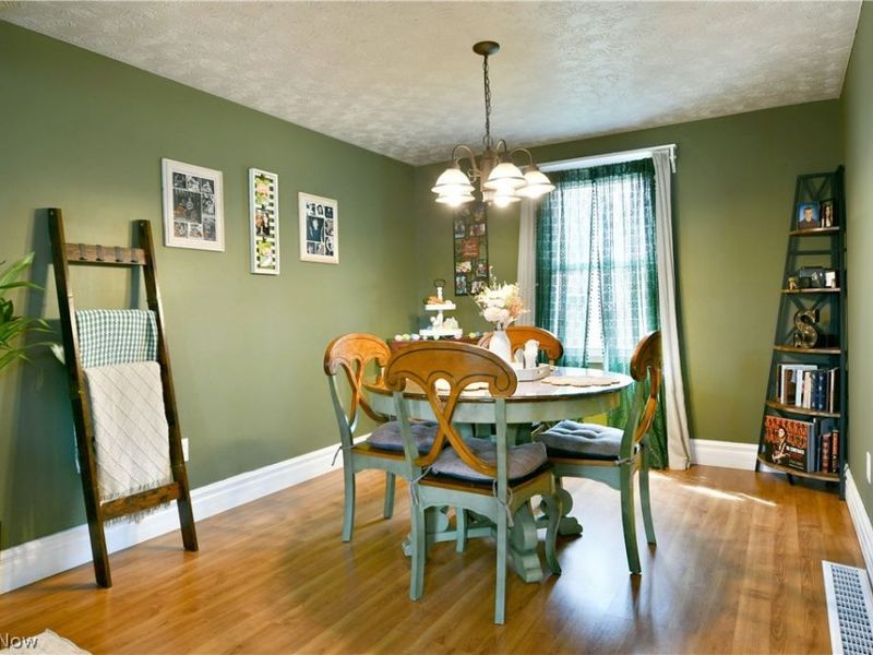 353 Stahl Avenue , Cortland, OH 44410 Photo 9