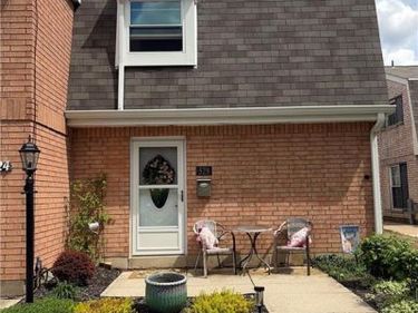 528 Adrian Court, Unit 528, Brookville, OH 45309