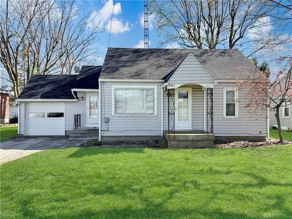 8411 Pitsburg Laura Road, Pitsburg, OH 45358