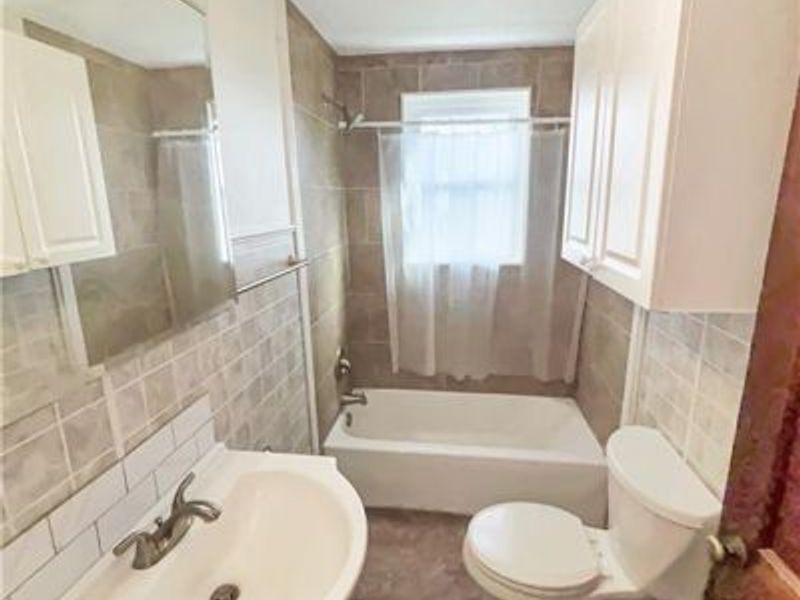 8411 Pitsburg Laura Road, Pitsburg, OH 45358 Photo 11