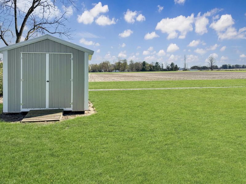 8411 Pitsburg Laura Road, Pitsburg, OH 45358 Photo 15