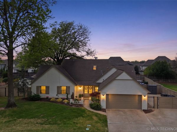 9920 S Irvington Avenue , Tulsa, OK 74137