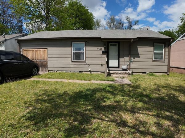 5947 E Newton Street, Tulsa, OK 74115