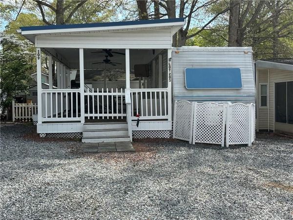 109 Pine Street , New London, NC 28127