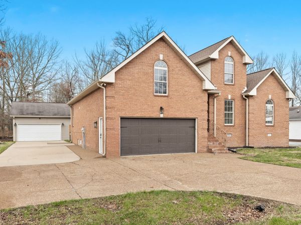 1024 Sassafras Ln , Goodlettsville, TN 37072