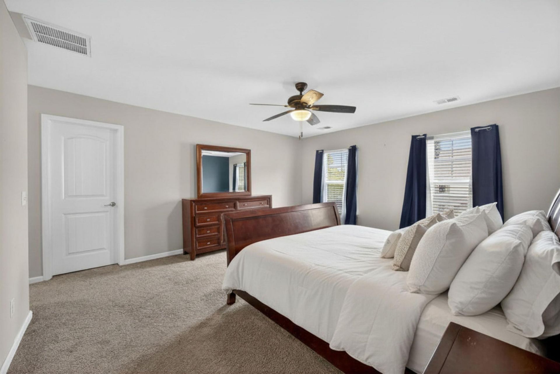 15 Fawns Leap Photo 16