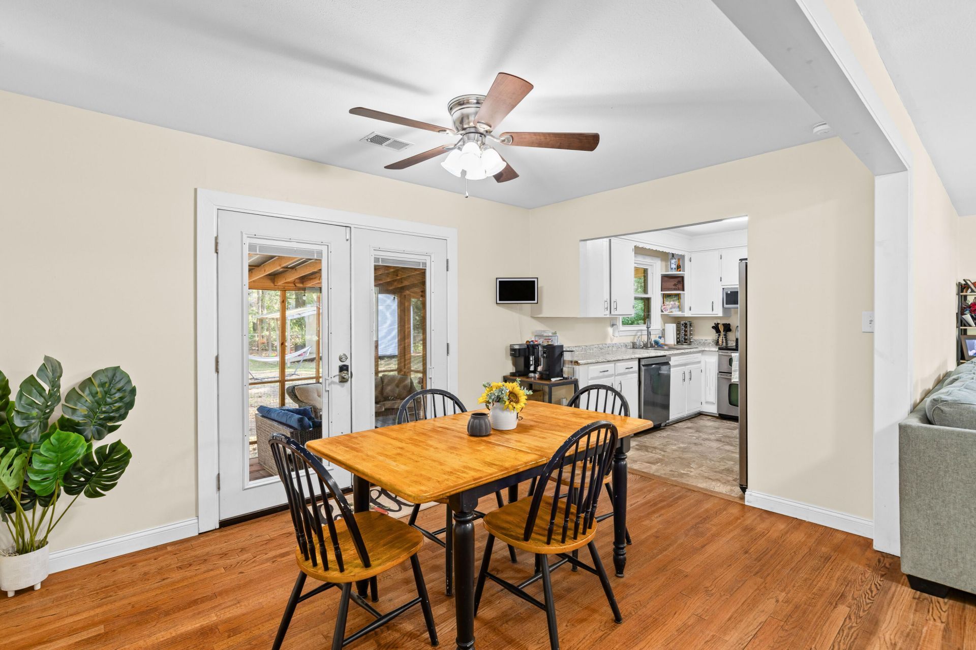 1834 Piper Drive Photo 11