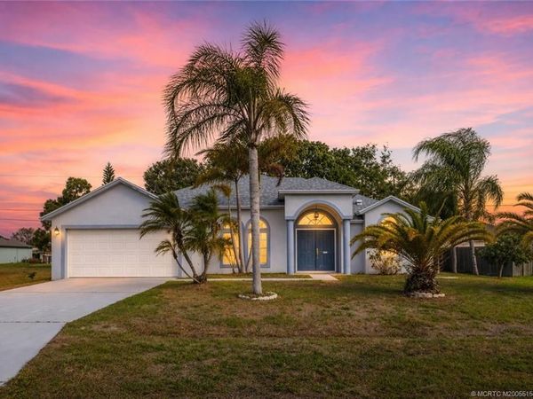 409 SW Prater Avenue , Port St Lucie, FL 34953