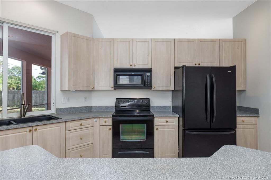 409 SW Prater Avenue, Port Saint Lucie, FL 34953 Photo