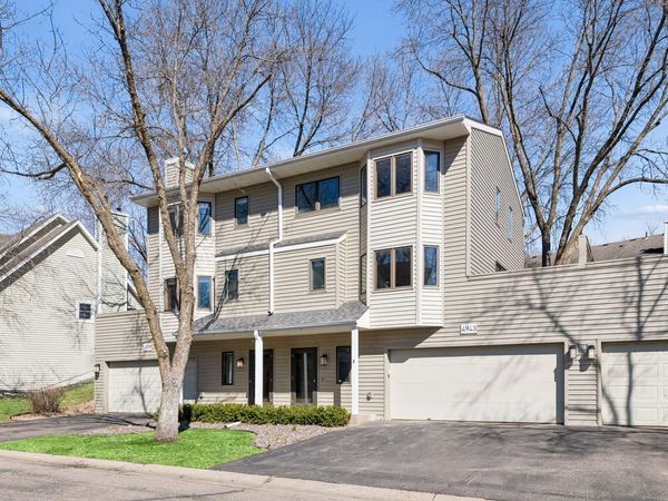 4943 Bayswater Road, Minnetonka, MN 55345