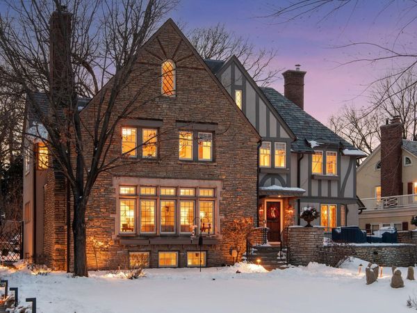 2116 W Lake Of The Isles Parkway, Minneapolis, MN 55405