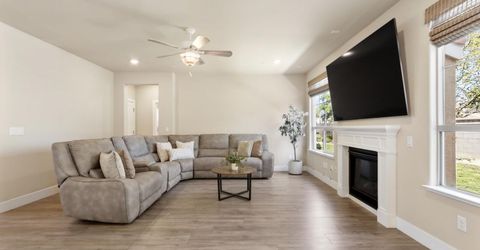 1916 Beale Cir, Lincoln, CA 95648 Photo