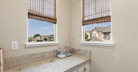 1916 Beale Cir, Lincoln, CA 95648 Photo