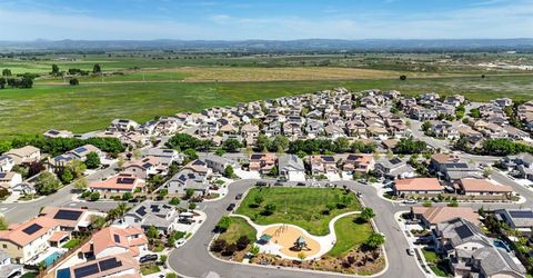1916 Beale Cir, Lincoln, CA 95648 Photo