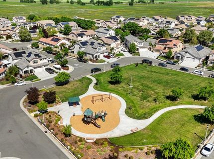 1916 Beale Cir, Lincoln, CA 95648 Photo