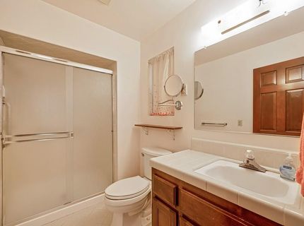 808 Orange Grove Way, Folsom, CA 95630 Photo