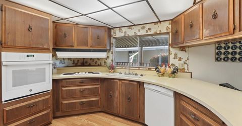 34 Bentley Ave, Sacramento, CA 95823 Photo