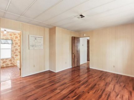 34 Bentley Ave, Sacramento, CA 95823 Photo