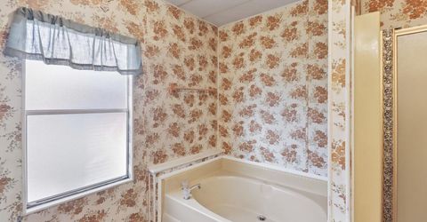 34 Bentley Ave, Sacramento, CA 95823 Photo