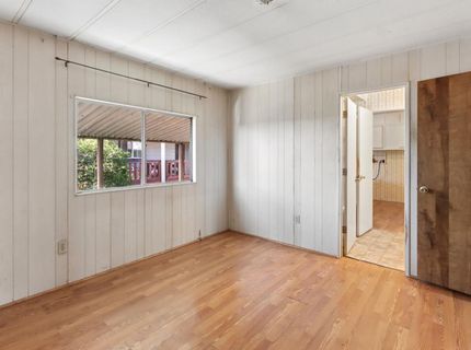 34 Bentley Ave, Sacramento, CA 95823 Photo