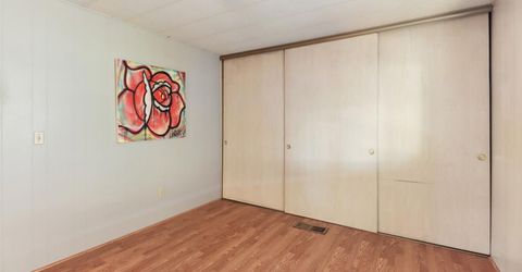 34 Bentley Ave, Sacramento, CA 95823 Photo