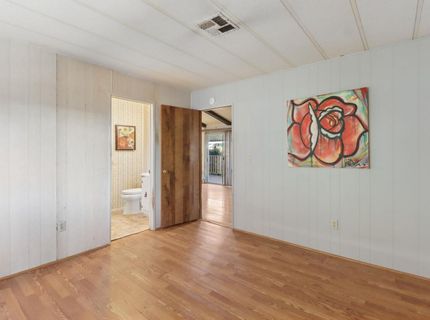 34 Bentley Ave, Sacramento, CA 95823 Photo