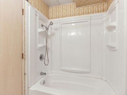 34 Bentley Ave, Sacramento, CA 95823 Photo