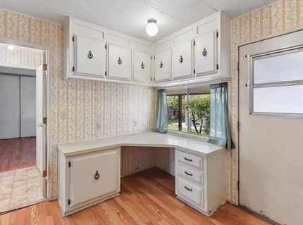 34 Bentley Ave, Sacramento, CA 95823 Photo