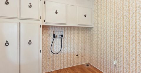 34 Bentley Ave, Sacramento, CA 95823 Photo