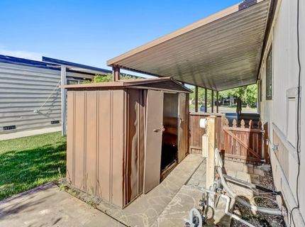 34 Bentley Ave, Sacramento, CA 95823 Photo