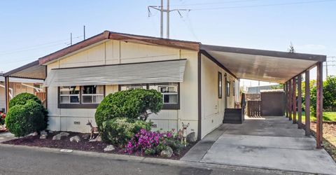 34 Bentley Ave, Sacramento, CA 95823 Photo