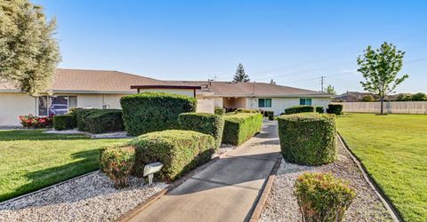 34 Bentley Ave, Sacramento, CA 95823 Photo