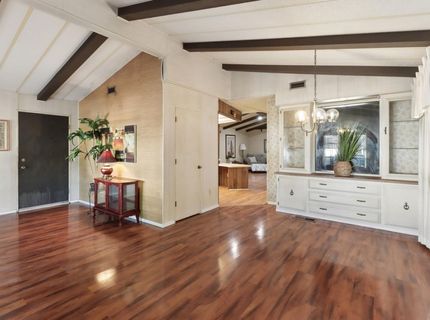 34 Bentley Ave, Sacramento, CA 95823 Photo