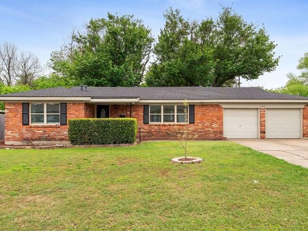 7324 Oakland Lane, North Richland Hills, TX 76180