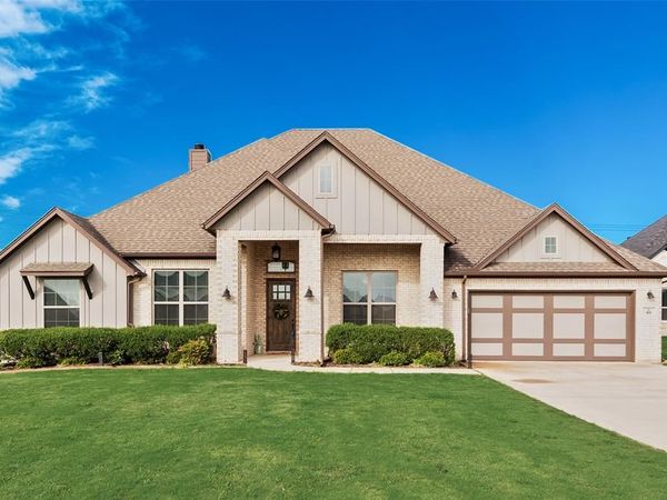 101 Oxford Court, Weatherford, TX 76088