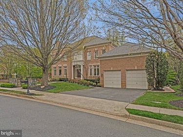 11101 CHESSINGTON PLACE, RESTON, VA 20194