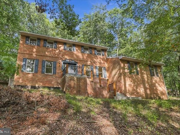 600 ROCKY DRIVE, BOILING SPRINGS, PA 17007