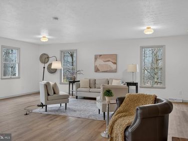 600 ROCKY DRIVE, BOILING SPRINGS, PA 17007