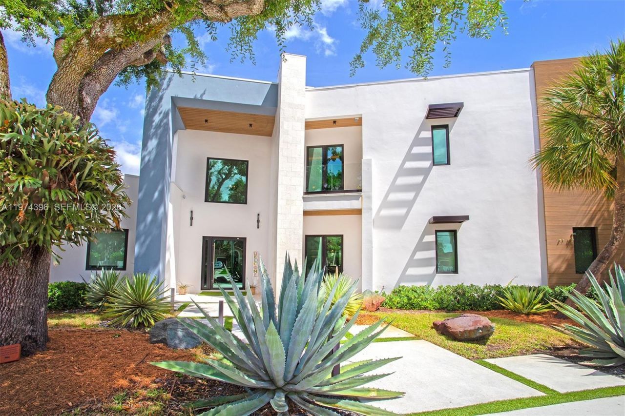 12021 NW 4th St, Plantation, FL 33325 Photo