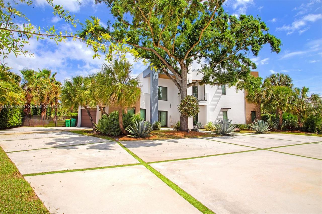 12021 NW 4th St, Plantation, FL 33325 Photo